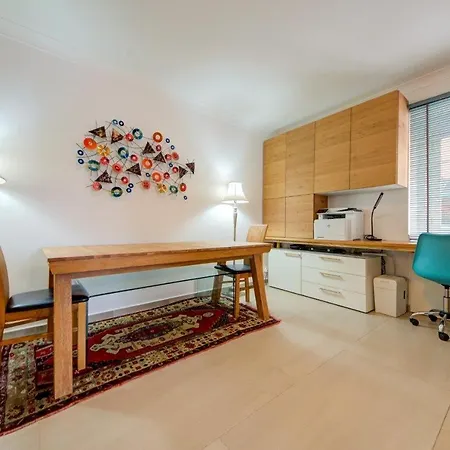Elegant 3-bedroom In Historic Centre By Malta Weekend 발레타