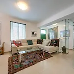 Elegant 3-bedroom In Historic Centre By Malta Weekend Apartamento Valeta