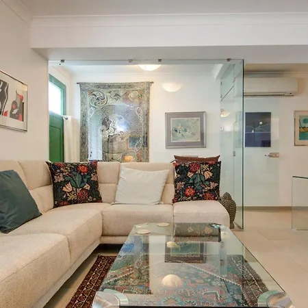 Elegant 3-bedroom In Historic Centre By Malta Weekend 발레타