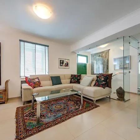 Elegant 3-bedroom In Historic Centre By Malta Weekend דירה ואלטה